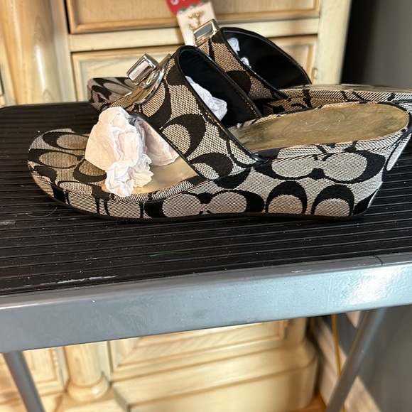 Vintage Coach Sandals - Picture 3 of 7
